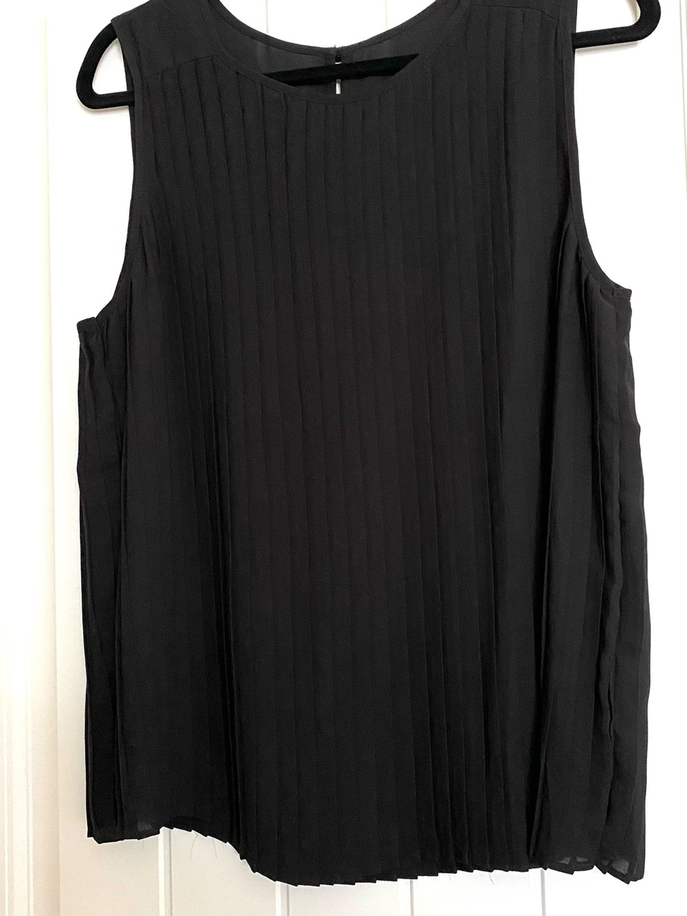 Pleated Black Sleeveless Top